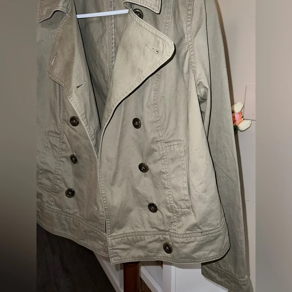 Old Navy Short Trench - Picture 3 of 11
